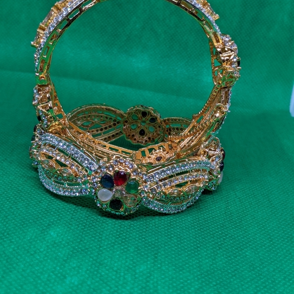 Pakistani bangles - Picture 3 of 3